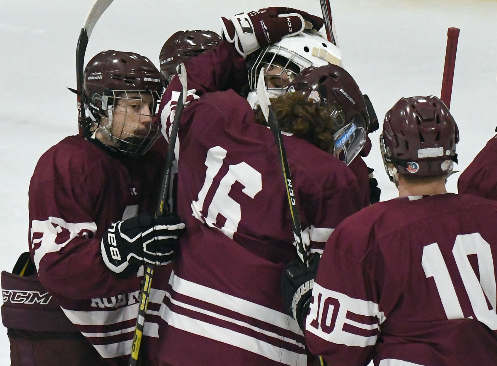 Auburn Skaneateles Hockey 14.JPG
